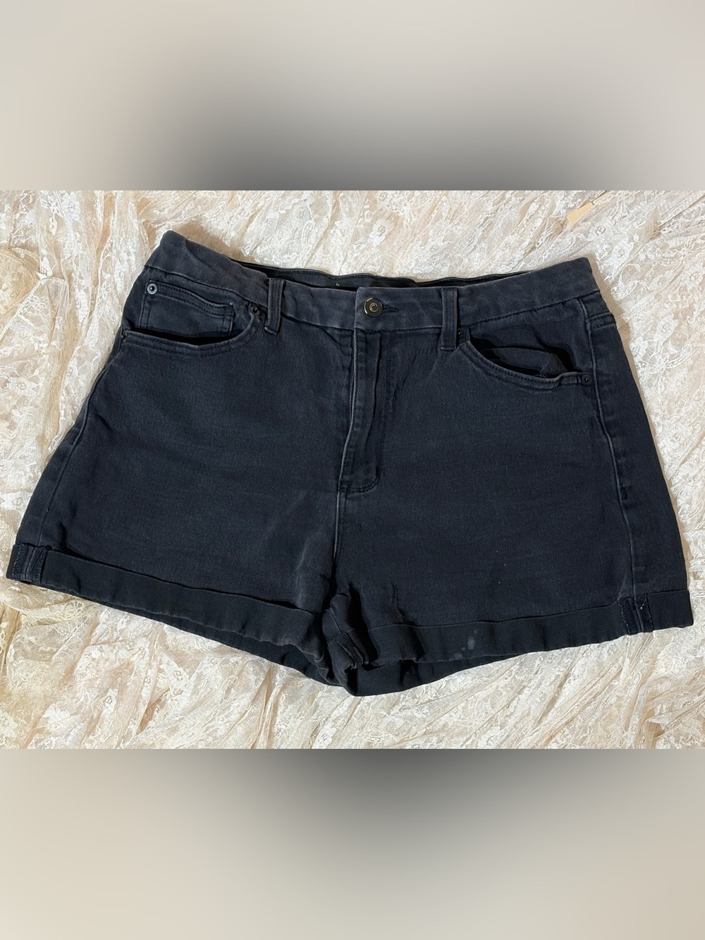 No Boundaries Black Denim Roll-Hem Women's Shorts
